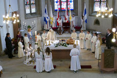 1. Heilige Kommunion in St. Crescentius (Foto: Karl-Franz Thiede)